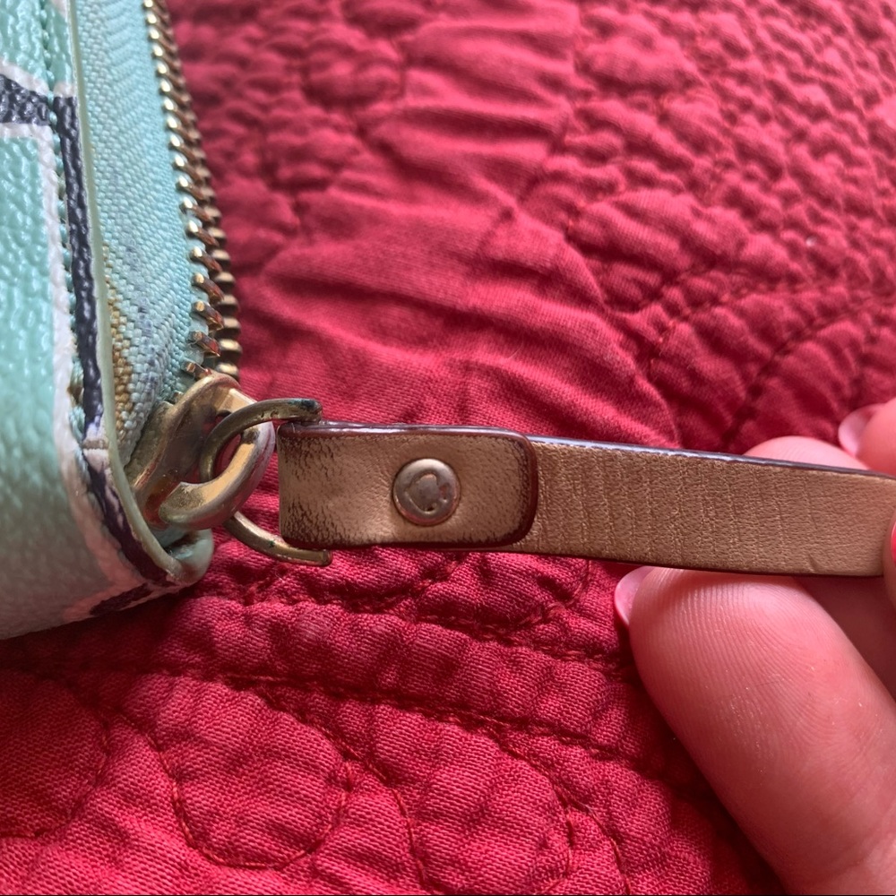 Kate Spade Wallet - Picture 4 of 4